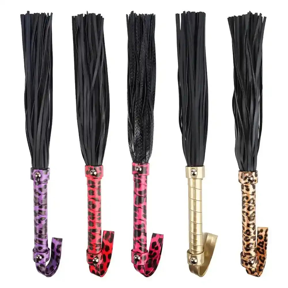 helle rosa leder cravache