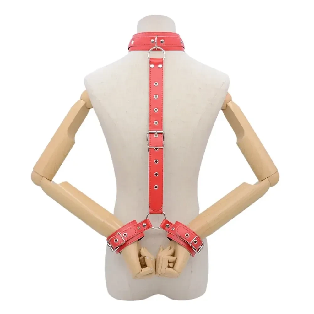 isensualflow de schwarzer leder kragen handfesseln