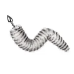 schwarzer metallplug für analspiele